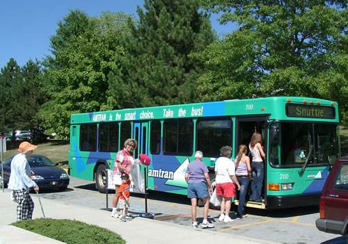 A 2000 Gillig low floor bus